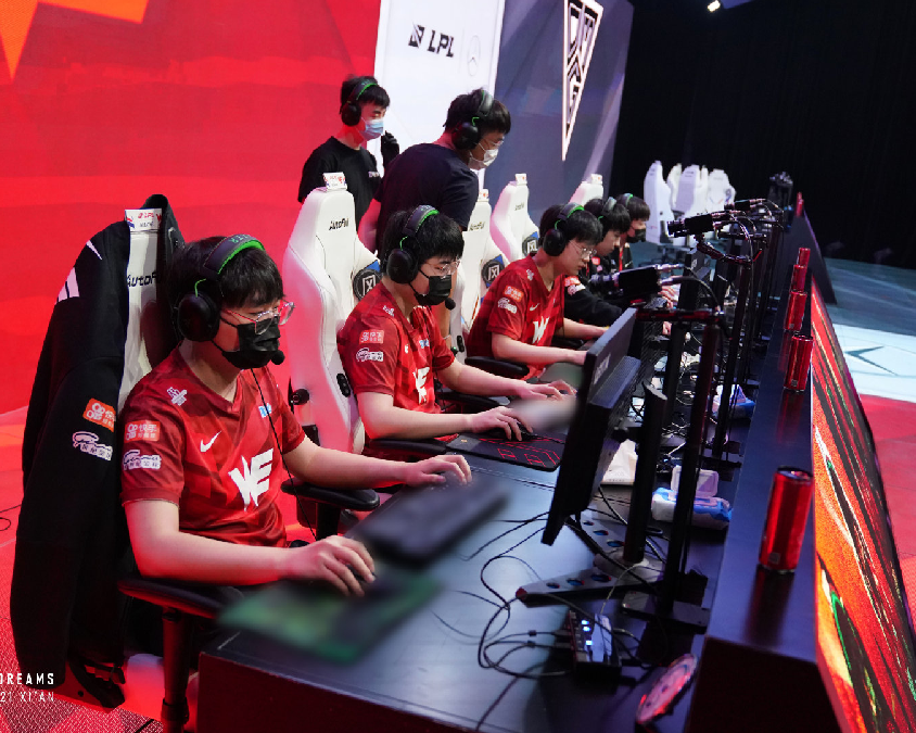 通过打破 通过打破