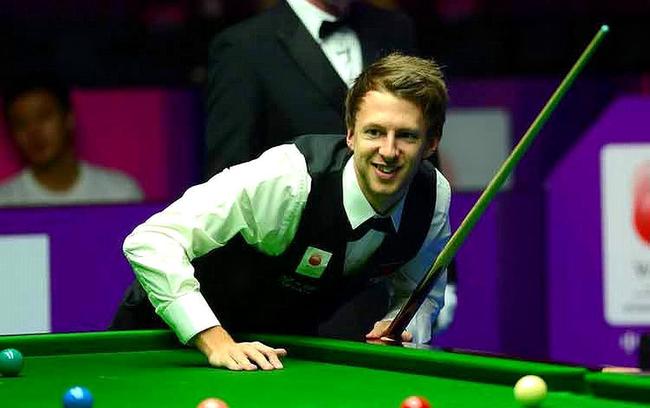 他在场上的 他在场上的