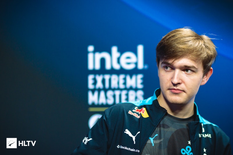 尊重身体健 尊重身体健